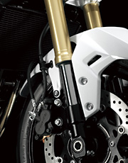 フロントサスペンション